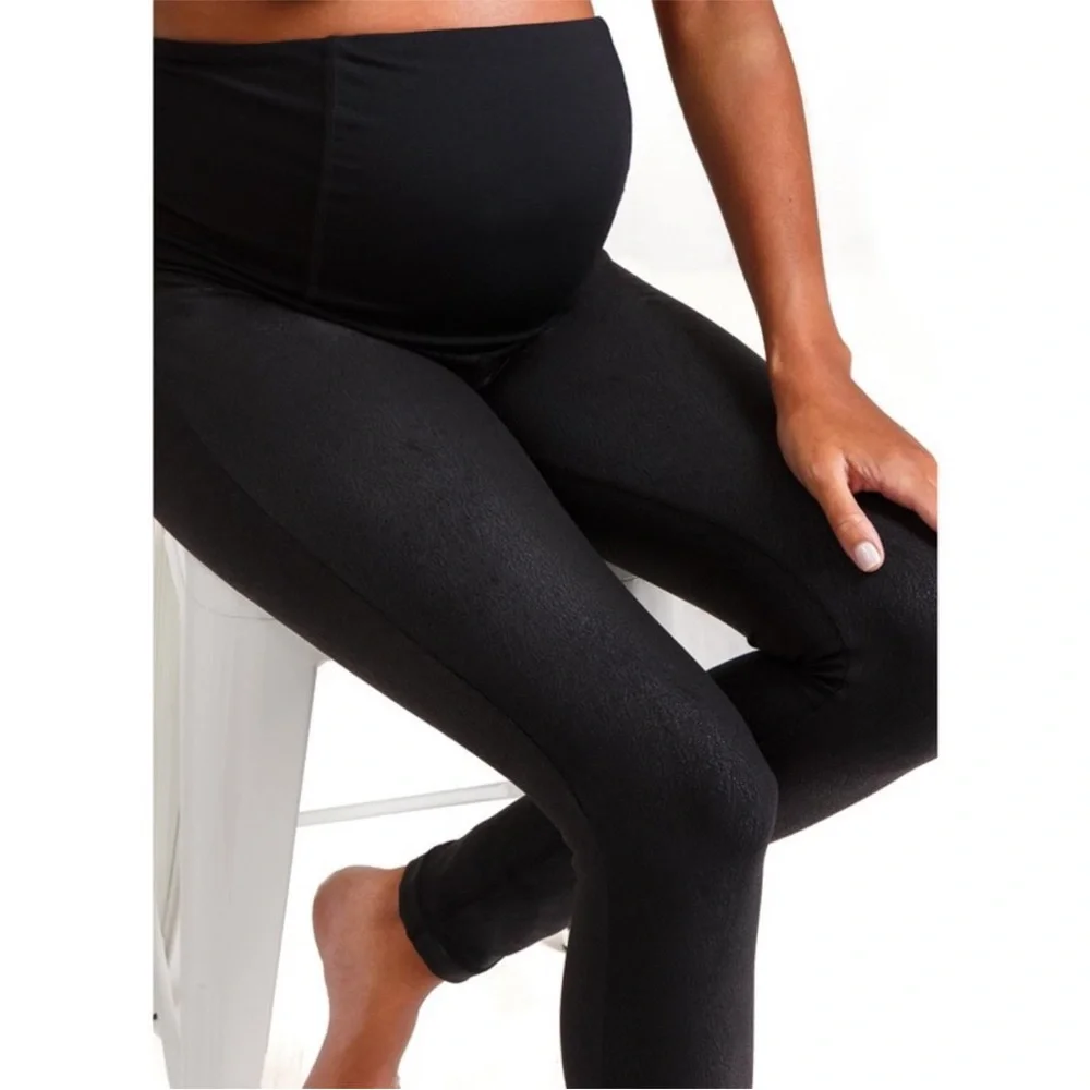 High Gloss Maternity leggings black. NWT - Picture 6 of 15